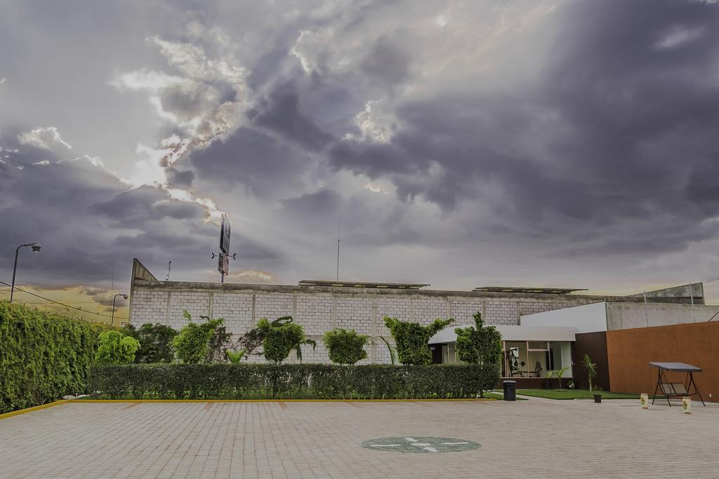 Hotel Petit Теуакан Экстерьер фото