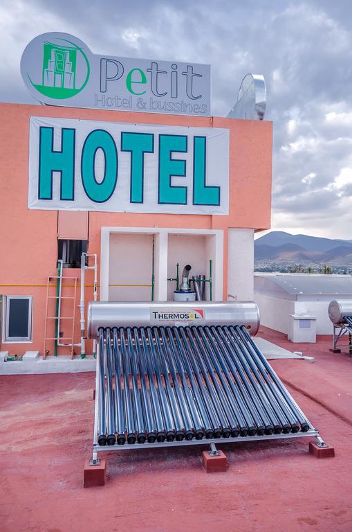 Hotel Petit Теуакан Экстерьер фото